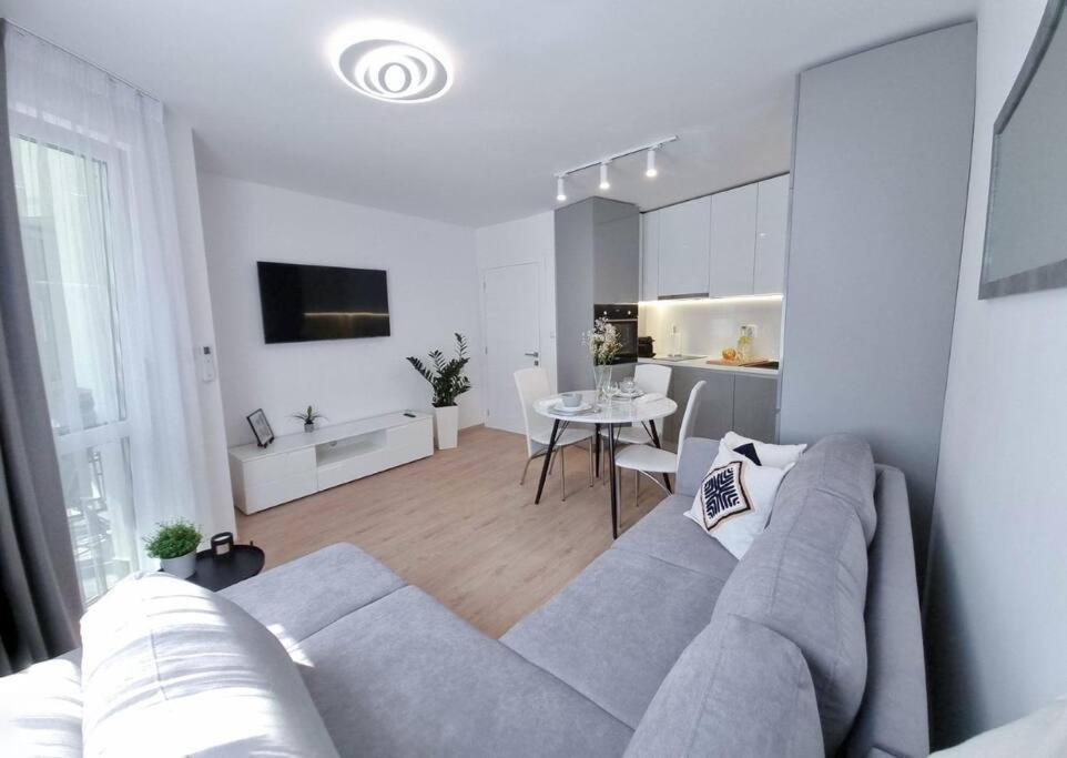 Nova City Apartments Warna Zewnętrze zdjęcie
